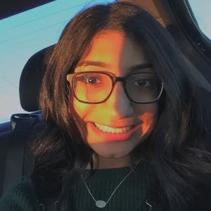 Meet your Posher, Aleena